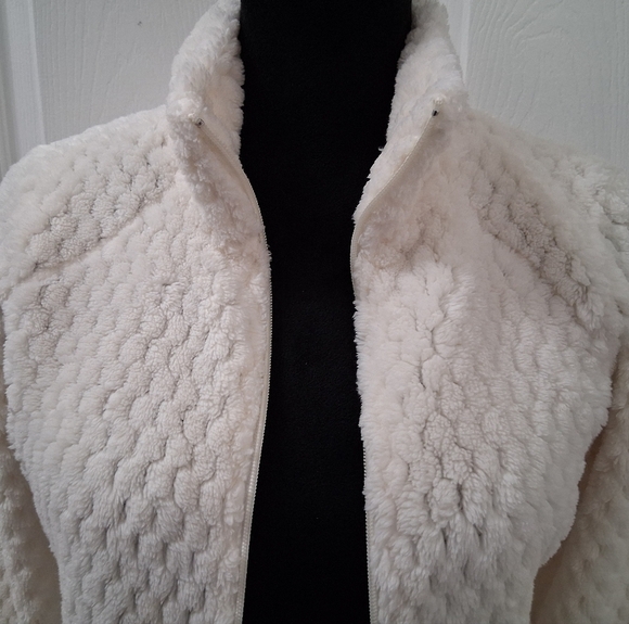 Great Northwest Cream Fleece Jacket   Size S - Picture 4 of 15